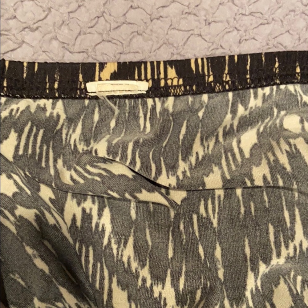 Romper - Picture 4 of 4